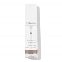 Dr. Hauschka Regenerating Intensive Treatment is an activating intensive care product for skin prone to wrinkles and dryness. Dr. Hauschka Regenerating Intensive Treatment