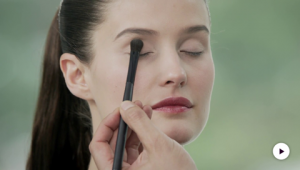 Dr. Hauschka tutorial: Bold Eyeliner Dr. Hauschka tutorial: Bold Eyeliner